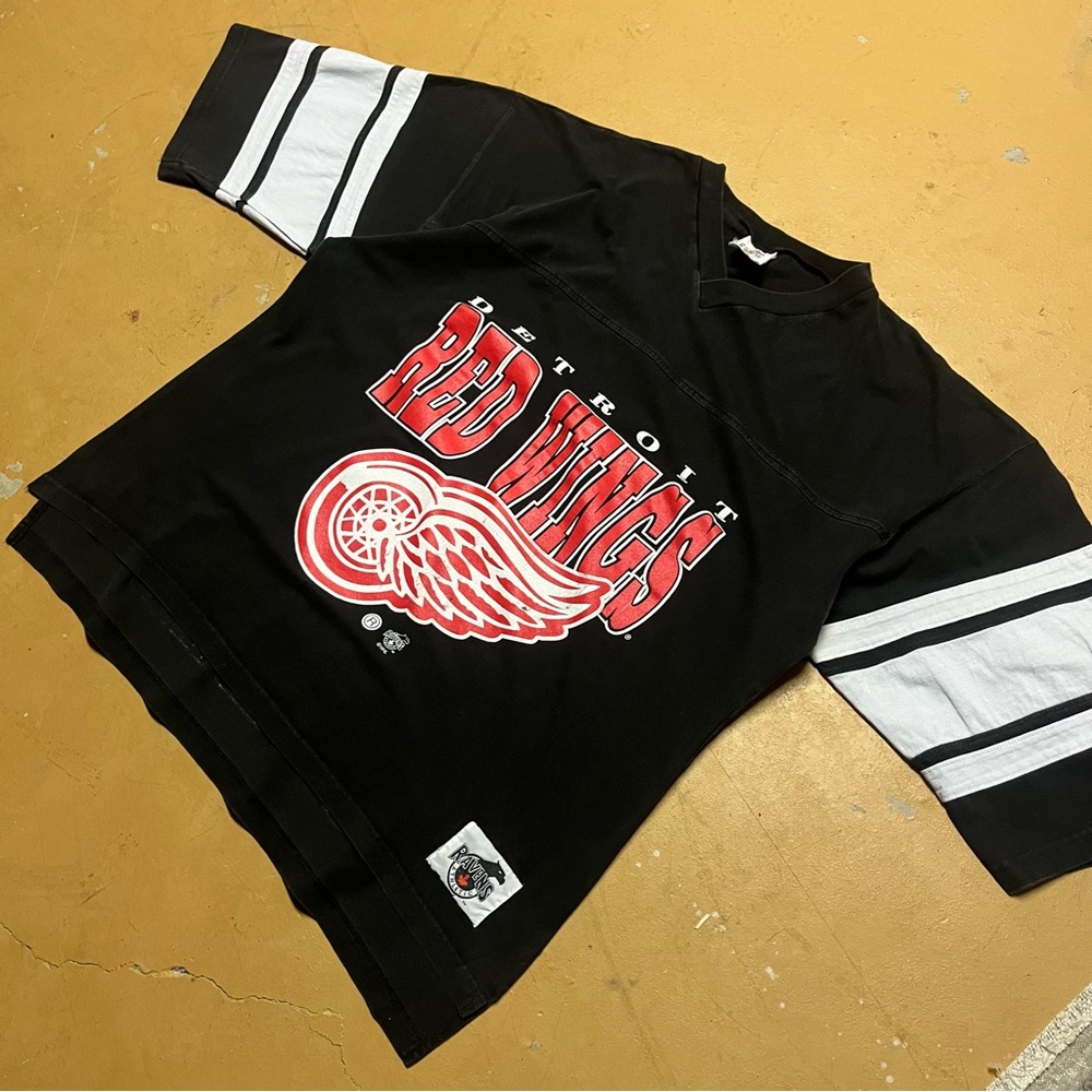 Vintage 90’s Ravens Athletics Detroit Red Wings Quarter Sleeve Cotton Jersey LG